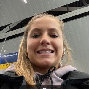 Meet your Posher, Amelia